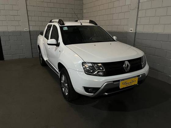 RENAULT DUSTER OROCH 1.6 16V SCE FLEX DYNAMIQUE MANUAL RENAULT DUSTER OROCH 1.6 16V SCE FLEX DYNAMIQUE MANUAL